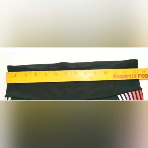 Gap Fit Women's Leggings Size Small Black With Red & White Stripes - Picture 5 of 5